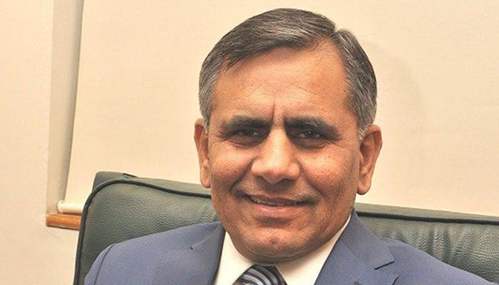 SC restores Arshad Malik as PIA chief
